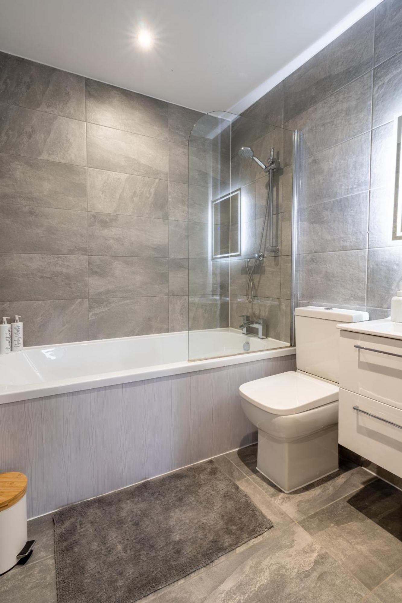 Modern 2-Bed Apartment With Balcony, Close To Oxford City Centre With Free Parking Ngoại thất bức ảnh