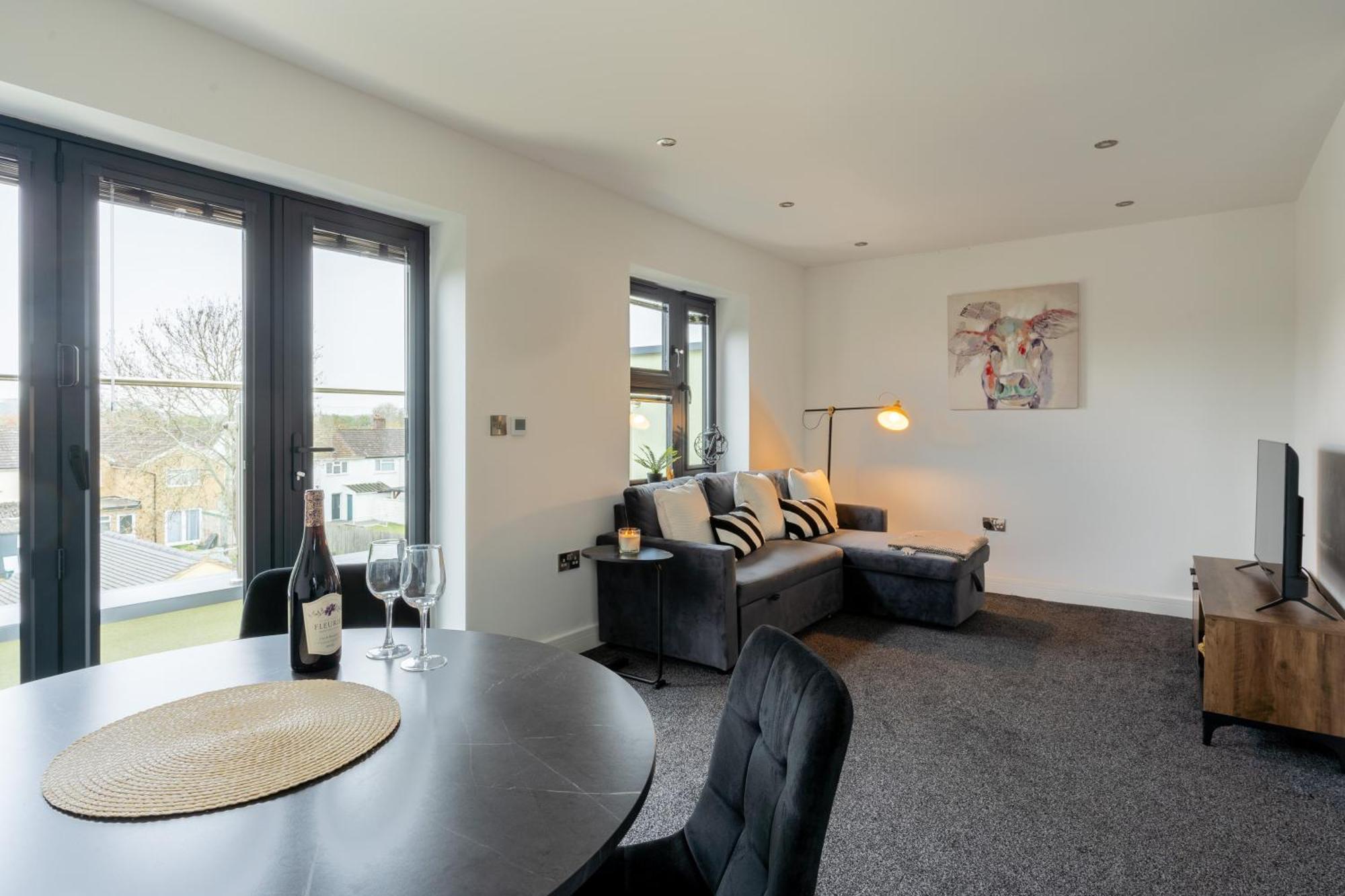 Modern 2-Bed Apartment With Balcony, Close To Oxford City Centre With Free Parking Ngoại thất bức ảnh